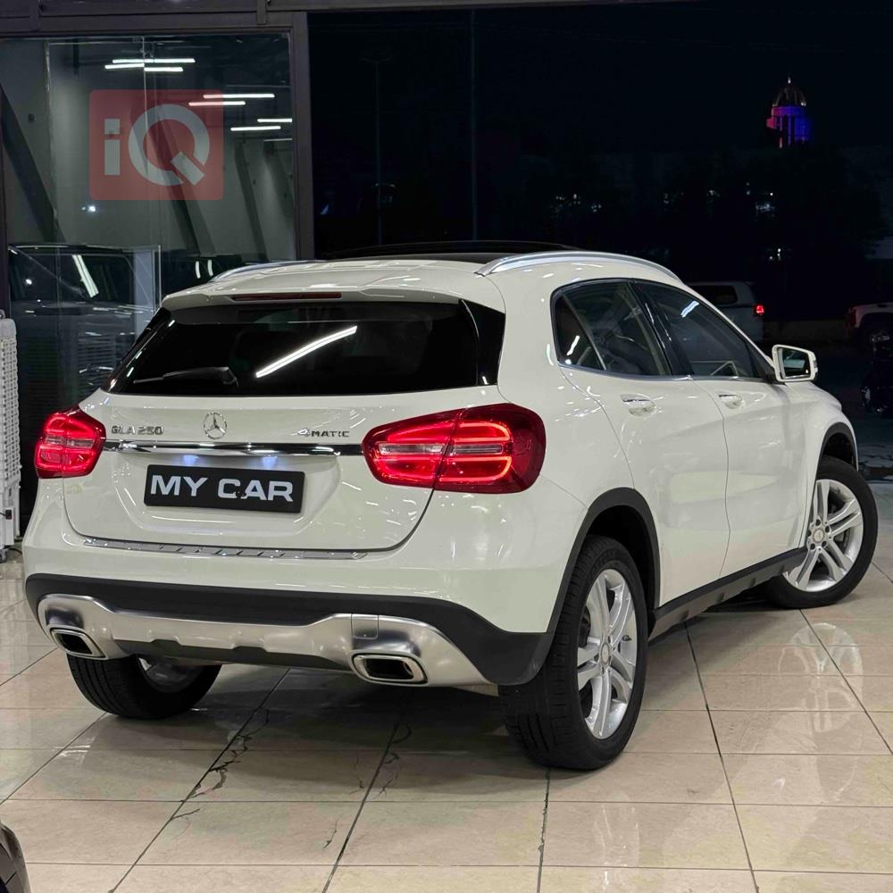 مرسيدس بنز GLA